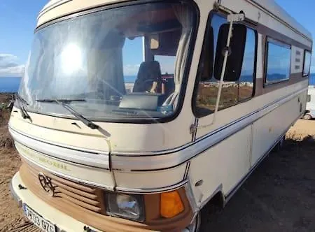 With 3 Double Bed For Driving In Canary Islands Kamp alanı *