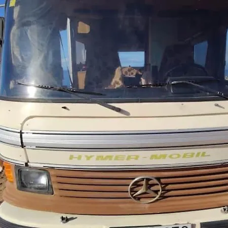 Kamp alanı With 3 Double Bed For Driving In Canary Islands